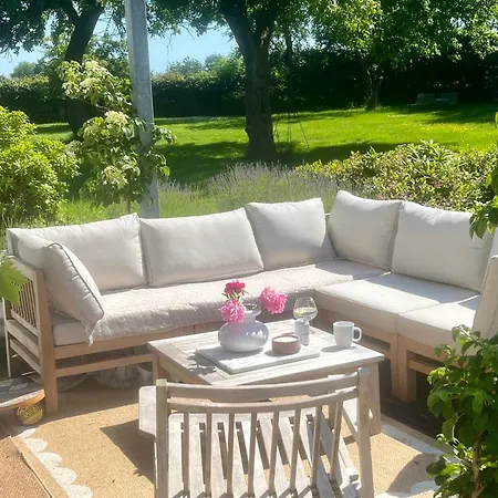Private 2 Ha Nature 343 M Thatched Idyll *